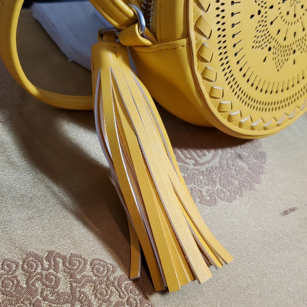 🌻LOVED YELLOW BAG - Picture 3 of 16